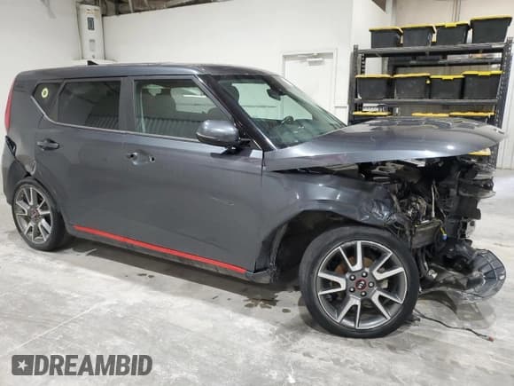✅ 2021 Kia Soul GT-Line • VIN: KNDJ63AU2M7762555 • Lot: 68067415. Listed on Copart with 40,090 mi. Free auction sales archive from the USA and detailed vehicle history report at DreamBid. Image 4.