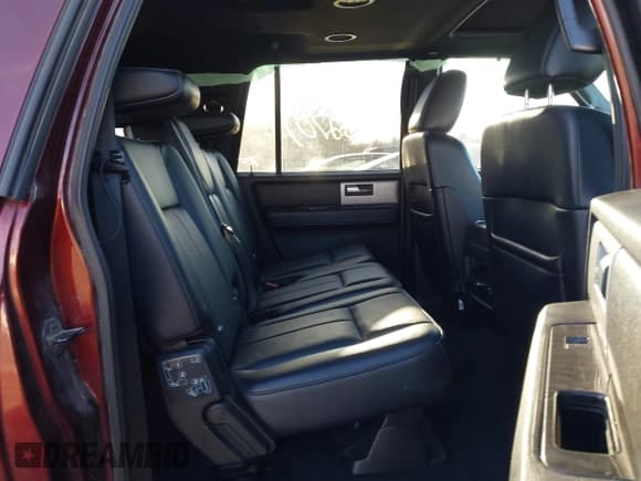 ✅ 2017 Ford Expedition Max Limited • VIN: 1FMJK2AT5HEA81929 • Lot: 41432707. Wystawiony na IAAI z przebiegiem 130 764 mil. Bezpłatny archiwum sprzedaży aukcyjnych z USA i szczegółowy raport historii pojazdu na DreamBid. Zdjęcie 8.