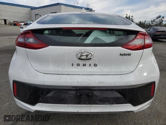 ✅ 2019 Hyundai Ioniq SEL • VIN: KMHC75LC6KU127838 • Lot: 41649605. Wystawiony na Copart z przebiegiem 83 360 mil. Bezpłatny archiwum sprzedaży aukcyjnych z USA i szczegółowy raport historii pojazdu na DreamBid. Zdjęcie 6.