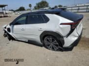 ✅ 2023 Toyota bZ4X XLE • VIN: JTMAAAAA1PA013505 • Лот: 68307945. Опубликован ранее на Copart с пробегом 22 614 миль. Бесплатный доступ к архиву аукционных продаж из США и подробный отчёт об истории автомобиля на DreamBid. Изображение 2.