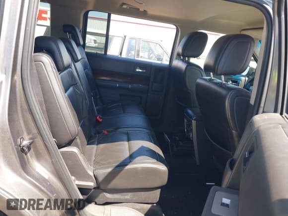 ✅ 2009 Ford Flex SEL • VIN: 2FMEK62C19BA62766 • Lot: 42675892. Wystawiony na IAAI z przebiegiem 163 355 mil. Bezpłatny archiwum sprzedaży aukcyjnych z USA i szczegółowy raport historii pojazdu na DreamBid. Zdjęcie 8.