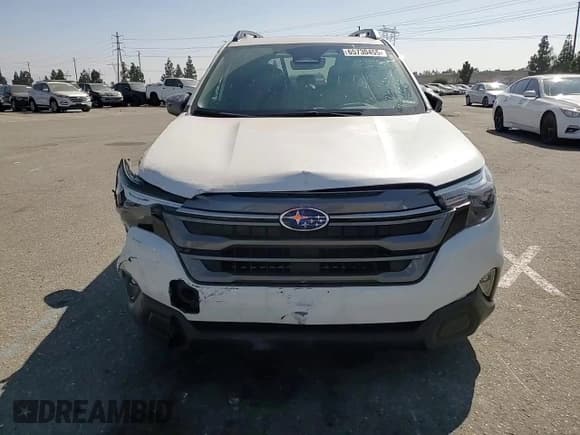 ✅ 2025 Subaru Forester Premium • VIN: JF2SLDBC2SH445442 • Lot: 65730455. Listed on Copart with 6,829 mi. Free auction sales archive from the USA and detailed vehicle history report at DreamBid. Image 14.