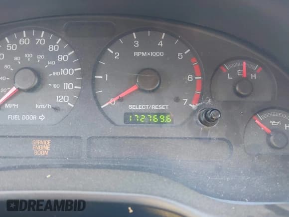 ✅ 2003 Ford Mustang Standard • VIN: 1FAFP40453F394201 • Lot: 43087438. Listed on IAAI with 172,769 mi. Free auction sales archive from the USA and detailed vehicle history report at DreamBid. Image 7.