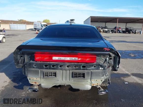 ✅ 2013 Dodge Challenger R/T Classic • VIN: 2C3CDYBT1DH554130 • Lot: 43667586. Wystawiony na IAAI z przebiegiem 101 863 mil. Bezpłatny archiwum sprzedaży aukcyjnych z USA i szczegółowy raport historii pojazdu na DreamBid. Zdjęcie 6.