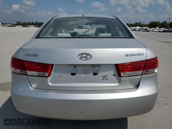 ✅ 2008 Hyundai Sonata GLS • VIN: 5NPET46C48H386975 • Лот: 81560185. Опубликован ранее на Copart с пробегом 161 484 миль. Бесплатный доступ к архиву аукционных продаж из США и подробный отчёт об истории автомобиля на DreamBid. Изображение 6.