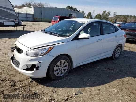 ✅ 2017 Hyundai Accent SE • VIN: KMHCT4AE3HU333735 • Лот: 43743574. Опубликован ранее на Copart с пробегом 66 451 миль. Бесплатный доступ к архиву аукционных продаж из США и подробный отчёт об истории автомобиля на DreamBid. Изображение 1.