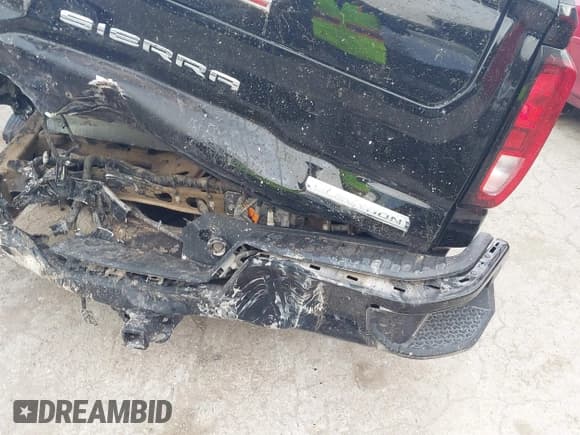 ✅ 2023 GMC Sierra 1500 Elevation • VIN: 3GTPHCEDXPG259041 • Lot: 42031621. Listed on IAAI with 22,266 mi. Free auction sales archive from the USA and detailed vehicle history report at DreamBid. Image 6.