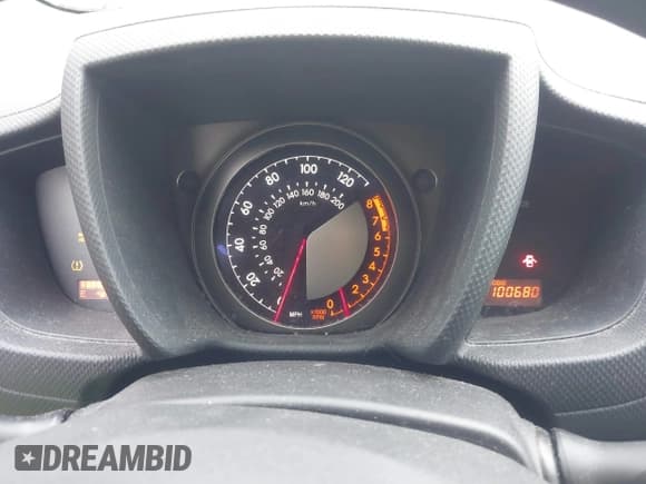 ✅ 2012 Scion xD • VIN: JTKKU4B45C1019140 • Lot: 42701729. Wystawiony na IAAI z przebiegiem 100 680 mil. Bezpłatny archiwum sprzedaży aukcyjnych z USA i szczegółowy raport historii pojazdu na DreamBid. Zdjęcie 7.