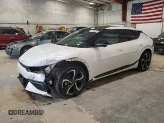 ✅ 2022 Kia EV6 GT-Line • VIN: KNDC4DLC2N5031856 • Лот: 64925615. Опубликован ранее на Copart с пробегом 50 324 миль. Бесплатный доступ к архиву аукционных продаж из США и подробный отчёт об истории автомобиля на DreamBid. Изображение 1.