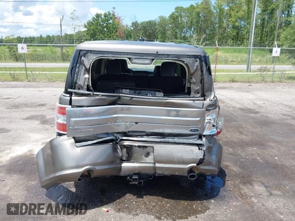 ✅ 2013 Ford Flex Limited • VIN: 2FMGK5D86DBD02365 • Lot: 42617947. Wystawiony na IAAI z przebiegiem 199 802 mil. Bezpłatny archiwum sprzedaży aukcyjnych z USA i szczegółowy raport historii pojazdu na DreamBid. Zdjęcie 16.