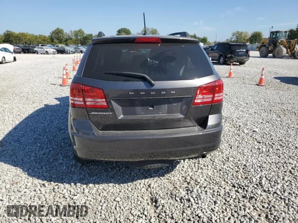✅ 2018 Dodge Journey SE • VIN: 3C4PDCAB5JT535706 • Lot: 84874695. Wystawiony na Copart z przebiegiem Nie podano. Bezpłatny archiwum sprzedaży aukcyjnych z USA i szczegółowy raport historii pojazdu na DreamBid. Zdjęcie 6.