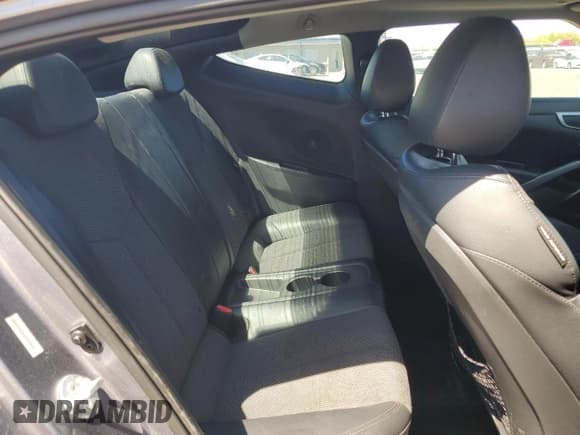 ✅ 2013 Hyundai Veloster w/Gray Int • VIN: KMHTC6AD6DU157891 • Lot: 68024834. Listed on Copart with 112,561 mi. Free auction sales archive from the USA and detailed vehicle history report at DreamBid. Image 10.