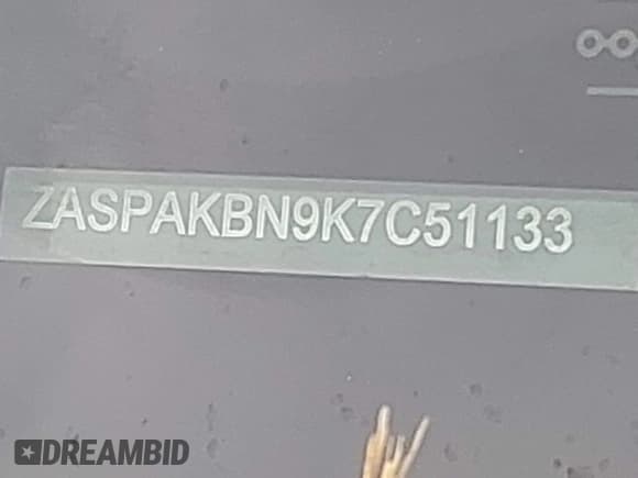 ✅ 2019 Alfa Romeo Stelvio Ti • VIN: ZASPAKBN9K7C51133 • Lot: 42276019. Wystawiony na IAAI z przebiegiem Nie podano. Bezpłatny archiwum sprzedaży aukcyjnych z USA i szczegółowy raport historii pojazdu na DreamBid. Zdjęcie 9.