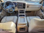 ✅ 2004 Chevrolet Tahoe LT • VIN: 1GNEK13Z54R205631 • Lot: 95181795. Wystawiony na Copart z przebiegiem 166 618 mil. Bezpłatny archiwum sprzedaży aukcyjnych z USA i szczegółowy raport historii pojazdu na DreamBid. Zdjęcie 8.