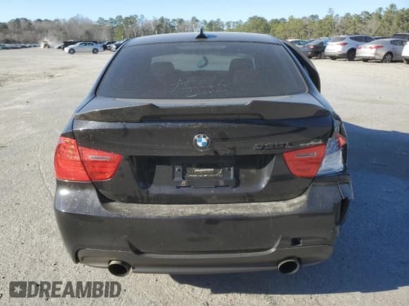 ✅ 2009 BMW 3 Series 335i • VIN: WBAPM73539E191719 • Lot: 47245235. Wystawiony na Copart z przebiegiem 123 637 mil. Bezpłatny archiwum sprzedaży aukcyjnych z USA i szczegółowy raport historii pojazdu na DreamBid. Zdjęcie 6.