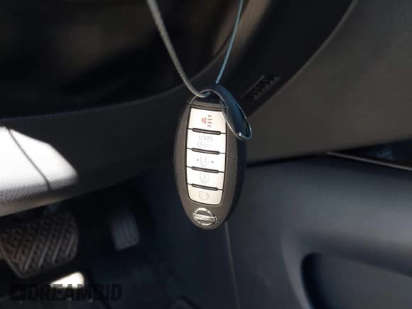 ✅ 2020 Nissan Pathfinder Platinum • VIN: 5N1DR2DM4LC600079 • Lot: 40629524. Listed on IAAI with 89,706 mi. Free auction sales archive from the USA and detailed vehicle history report at DreamBid. Image 11.