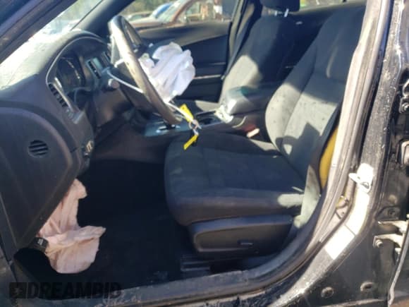 ✅ 2014 Dodge Charger SE • VIN: 2C3CDXBG6EH254517 • Lot: 48569235. Wystawiony na Copart z przebiegiem 156 378 mil. Bezpłatny archiwum sprzedaży aukcyjnych z USA i szczegółowy raport historii pojazdu na DreamBid. Zdjęcie 7.