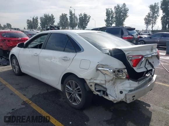 ✅ 2015 Toyota Camry XLE • VIN: 4T1BF1FK5FU908639 • Lot: 43681400. Listed on IAAI with 132,178 mi. Free auction sales archive from the USA and detailed vehicle history report at DreamBid. Image 3.