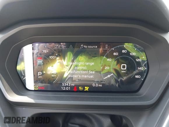 ✅ 2024 Audi Q4 e-tron Premium • VIN: WA1KUBFZ7RP038208 • Lot: 43234577. Listed on IAAI with 5,343 mi. Free auction sales archive from the USA and detailed vehicle history report at DreamBid. Image 7.