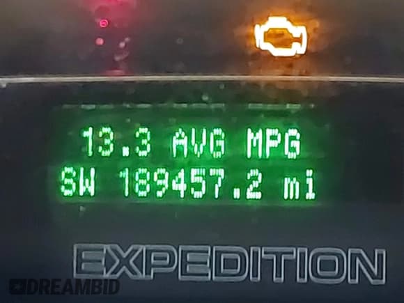 ✅ 2013 Ford Expedition Max XLT • VIN: 1FMJK1J50DEF51970 • Лот: 42086959. Опубликован ранее на IAAI с пробегом 189 457 миль. Бесплатный доступ к архиву аукционных продаж из США и подробный отчёт об истории автомобиля на DreamBid. Изображение 16.