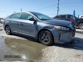 ✅ 2017 Hyundai Ioniq SEL • VIN: KMHC75LC0HU049758 • Lot: 51980905. Wystawiony na Copart z przebiegiem 222 019 mil. Bezpłatny archiwum sprzedaży aukcyjnych z USA i szczegółowy raport historii pojazdu na DreamBid. Zdjęcie 4.