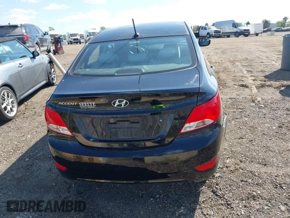 ✅ 2017 Hyundai Accent SE • VIN: KMHCT4AE9HU370563 • Lot: 43320687. Listed on IAAI with 102,041 mi. Free auction sales archive from the USA and detailed vehicle history report at DreamBid. Image 16.