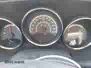 2012 Dodge Caliber SE z VIN 1C3CDWBA3CD506580, wystawiony jako IAAI lot #41435322 z przebiegiem 108 385 mil mil oraz . Historia ofert i sprzedaży dostępna na DreamBid. Obrazek 7.