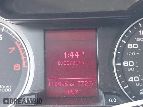 ✅ 2012 Audi A4 Premium Plus • VIN: WAUEFAFL9CA117227 • Lot: 42926779. Listed on IAAI with 118,495 mi. Free auction sales archive from the USA and detailed vehicle history report at DreamBid. Image 14.