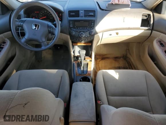 ✅ 2005 Honda Accord EX • VIN: 1HGCM56745A040202 • Lot: 91018095. Wystawiony na Copart z przebiegiem 234 322 mil. Bezpłatny archiwum sprzedaży aukcyjnych z USA i szczegółowy raport historii pojazdu na DreamBid. Zdjęcie 8.