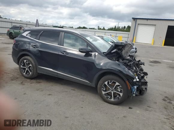 ✅ 2023 Kia Sportage EX • VIN: KNDPVCAG0P7023454 • Lot: 70977885. Wystawiony na Copart z przebiegiem Nie podano. Bezpłatny archiwum sprzedaży aukcyjnych z USA i szczegółowy raport historii pojazdu na DreamBid. Zdjęcie 4.