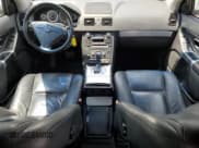 ✅ 2014 Volvo XC90 • VIN: YV4952CY1E1685811 • Лот: 62142665. Опубликован ранее на Copart с пробегом 100 736 миль. Бесплатный доступ к архиву аукционных продаж из США и подробный отчёт об истории автомобиля на DreamBid. Изображение 8.