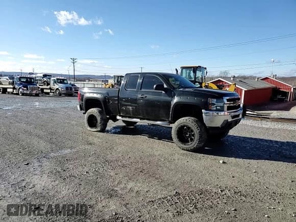 ✅ 2012 Chevrolet Silverado 2500HD LT • VIN: 1GC2KXCG3CZ140449 • Lot: 41988685. Wystawiony na Copart z przebiegiem 125 948 mil. Bezpłatny archiwum sprzedaży aukcyjnych z USA i szczegółowy raport historii pojazdu na DreamBid. Zdjęcie 11.