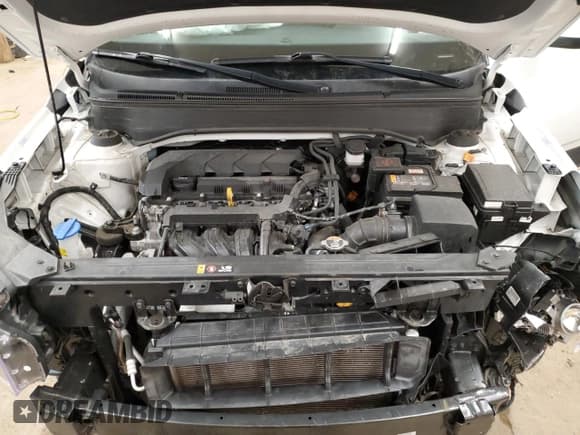 ✅ 2022 Hyundai Venue Limited • VIN: KMHRC8A38NU142713 • Lot: 81831574. Listed on Copart with 32,315 mi. Free auction sales archive from the USA and detailed vehicle history report at DreamBid. Image 12.