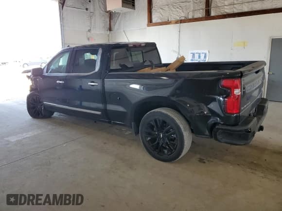 ✅ 2022 Chevrolet Silverado 1500 High Country • VIN: 1GCUDJED8NZ645490 • Lot: 80535055. Listed on Copart with 41,579 mi. Free auction sales archive from the USA and detailed vehicle history report at DreamBid. Image 2.
