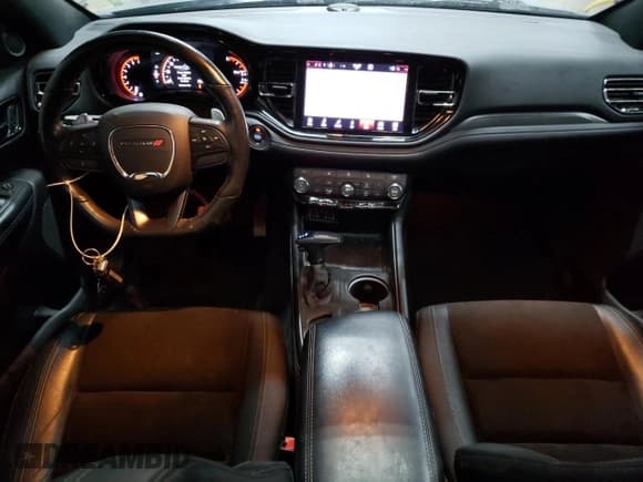 ✅ 2021 Dodge Durango GT • VIN: 1C4RDJDG5MC757800 • Lot: 90462175. Wystawiony na Copart z przebiegiem 104 829 mil. Bezpłatny archiwum sprzedaży aukcyjnych z USA i szczegółowy raport historii pojazdu na DreamBid. Zdjęcie 8.