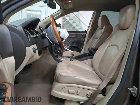 ✅ 2010 Buick Enclave CXL 1XL • VIN: 5GALRBED3AJ101444 • Lot: 81375245. Wystawiony na Copart z przebiegiem 249 805 mil. Bezpłatny archiwum sprzedaży aukcyjnych z USA i szczegółowy raport historii pojazdu na DreamBid. Zdjęcie 7.