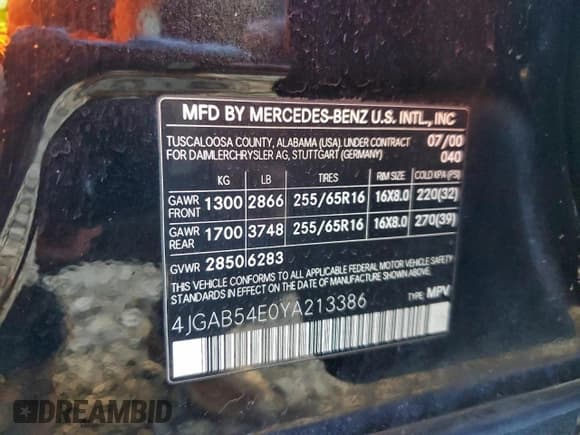 ✅ 2000 Mercedes-Benz M 320/430/500 • VIN: 4JGAB54E0YA213386 • Лот: 96562075. Опубликован ранее на Copart с пробегом 155 123 миль. Бесплатный доступ к архиву аукционных продаж из США и подробный отчёт об истории автомобиля на DreamBid. Изображение 13.