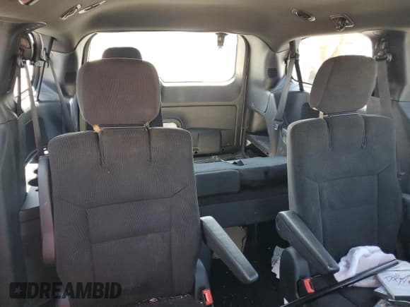 ✅ 2018 Dodge Grand Caravan SE Plus • VIN: 2C4RDGBG2JR199025 • Lot: 68874765. Wystawiony na Copart z przebiegiem Nie podano. Bezpłatny archiwum sprzedaży aukcyjnych z USA i szczegółowy raport historii pojazdu na DreamBid. Zdjęcie 10.