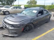 ✅ 2019 Dodge Charger Scat Pack • VIN: 2C3CDXGJ6KH553389 • Lot: 43216927. Wystawiony na IAAI z przebiegiem 65 405 mil. Bezpłatny archiwum sprzedaży aukcyjnych z USA i szczegółowy raport historii pojazdu na DreamBid. Zdjęcie 2.