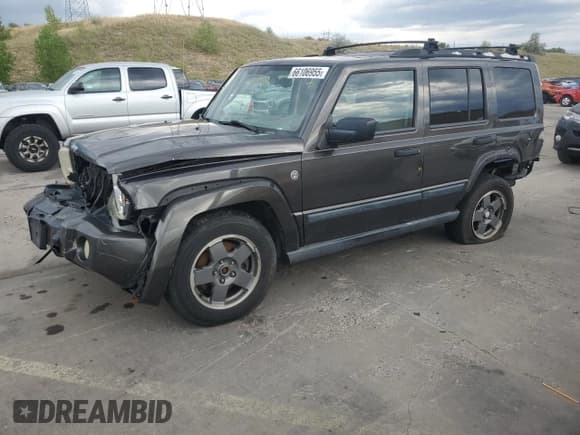 ✅ 2006 Jeep Commander • VIN: 1J8HG48N96C164806 • Лот: 66106955. Опубликован ранее на Copart с пробегом 205 707 миль. Бесплатный доступ к архиву аукционных продаж из США и подробный отчёт об истории автомобиля на DreamBid. Изображение 1.