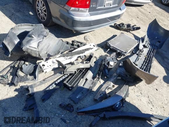 2023 Toyota Camry Hybrid XLE с VIN 4T1F31AK0PU053612, выставлен на аукционе IAAI как лот 43366100 с пробегом 74 858 миль миль и . История ставок и продаж доступна на DreamBid. Изображение 12.