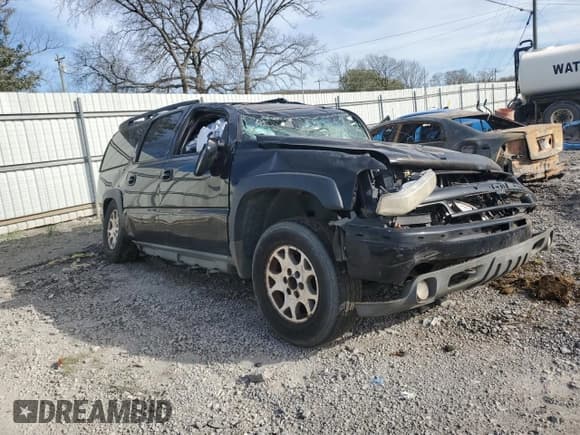 ✅ 2002 Chevrolet Suburban Z71 • VIN: 3GNFK16Z22G241578 • Lot: 45819924. Wystawiony na Copart z przebiegiem Nie podano. Bezpłatny archiwum sprzedaży aukcyjnych z USA i szczegółowy raport historii pojazdu na DreamBid. Zdjęcie 4.