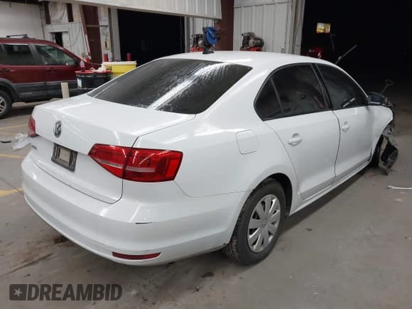 ✅ 2015 Volkswagen Jetta S • VIN: 3VW2K7AJ5FM346504 • Lot: 43835084. Listed on IAAI with 141,344 mi. Free auction sales archive from the USA and detailed vehicle history report at DreamBid. Image 4.