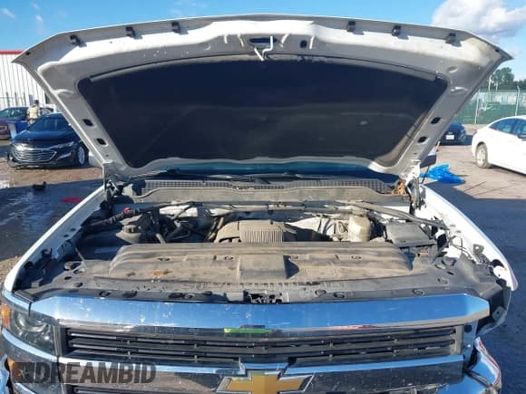 ✅ 2017 Chevrolet Silverado 2500HD LT • VIN: 1GC2KVEGXHZ186496 • Lot: 43537640. Listed on IAAI with 202,159 mi. Free auction sales archive from the USA and detailed vehicle history report at DreamBid. Image 10.