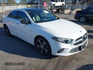 ✅ 2020 Mercedes-Benz A 220 • VIN: W1K3G4EB7LJ227345 • Lot: 43817207. Wystawiony na IAAI z przebiegiem 56 235 mil. Bezpłatny archiwum sprzedaży aukcyjnych z USA i szczegółowy raport historii pojazdu na DreamBid. Zdjęcie 1.
