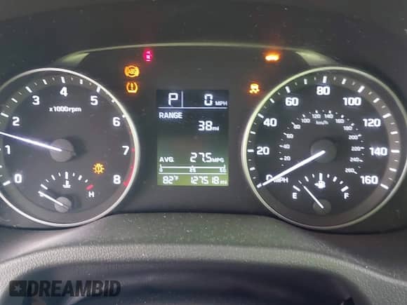 2017 Hyundai Elantra SE z VIN KMHD84LF2HU429867, wystawiony jako IAAI lot #43160044 z przebiegiem 127 518 mil mil oraz . Historia ofert i sprzedaży dostępna na DreamBid. Obrazek 7.