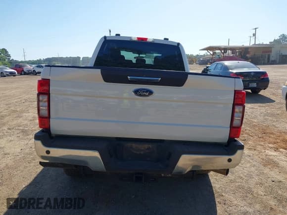 ✅ 2021 Ford F-250 XL • VIN: 1FT7W2B66MEC27129 • Lot: 41967560. Listed on IAAI with 74,222 mi. Free auction sales archive from the USA and detailed vehicle history report at DreamBid. Image 16.