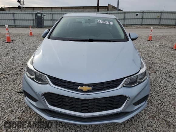 ✅ 2018 Chevrolet Cruze LS • VIN: 1G1BB5SM7J7155629 • Lot: 87093025. Listed on Copart with 65,628 mi. Free auction sales archive from the USA and detailed vehicle history report at DreamBid. Image 5.