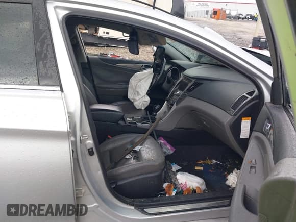 ✅ 2013 Hyundai Sonata • VIN: KMHEC4A43DA091802 • Лот: 43534151. Опубликован ранее на IAAI с пробегом Не указан. Бесплатный доступ к архиву аукционных продаж из США и подробный отчёт об истории автомобиля на DreamBid. Изображение 5.