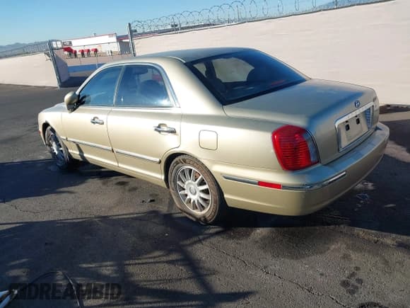 ✅ 2004 Hyundai XG • VIN: KMHFU45E94A360681 • Лот: 43910236. Опубликован ранее на IAAI с пробегом 118 132 миль. Бесплатный доступ к архиву аукционных продаж из США и подробный отчёт об истории автомобиля на DreamBid. Изображение 3.